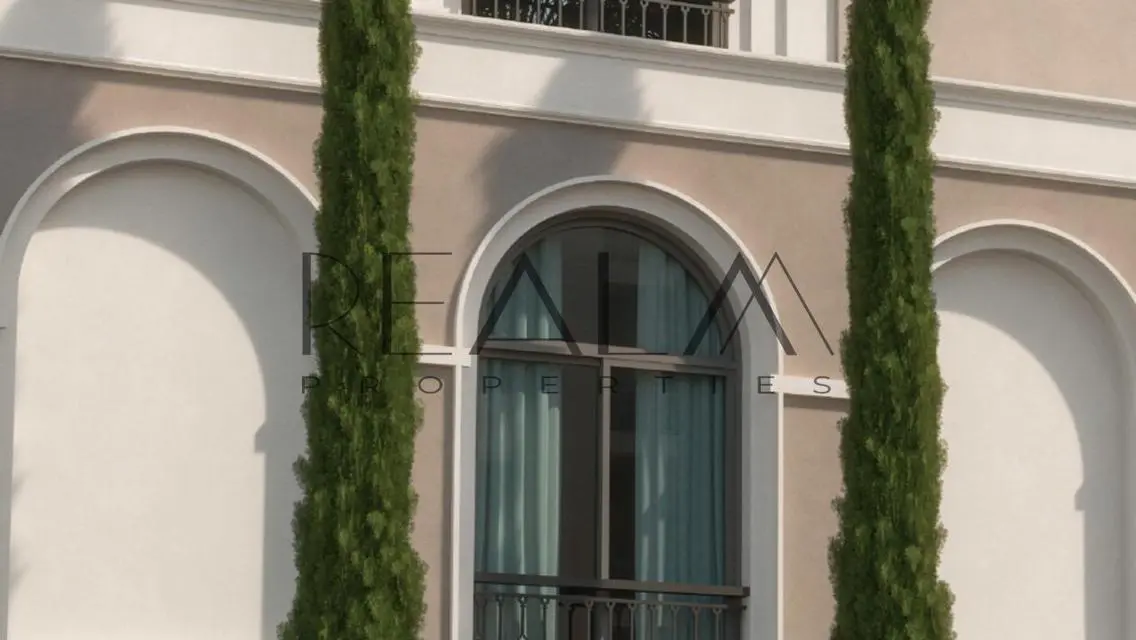 Luxury Villa for Sale in 7y