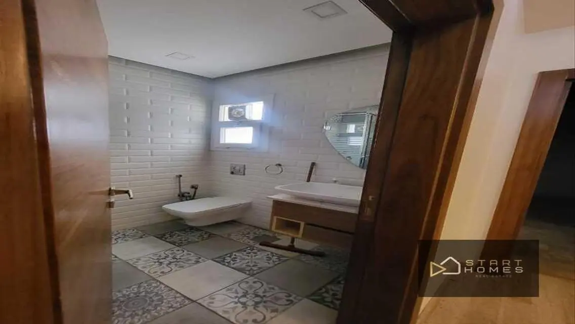 Luxury Home for Sale in F11