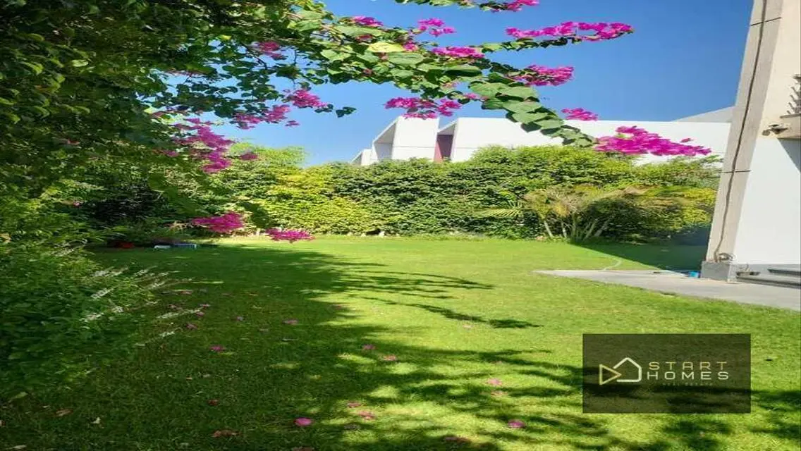 Luxury Home for Sale in F11