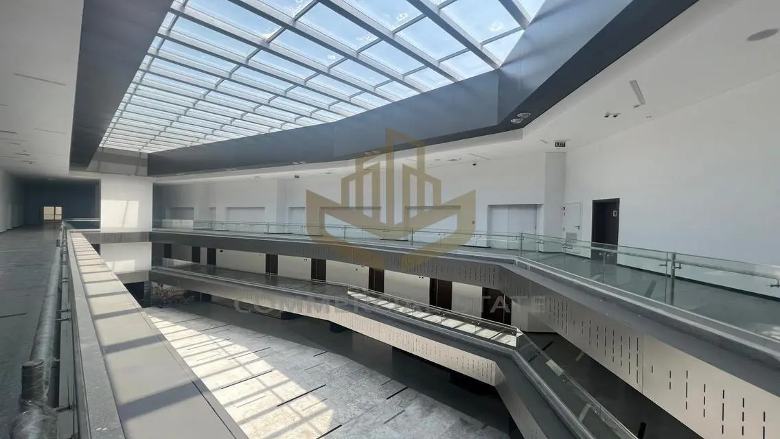 Commercial Office for Rent in State 8