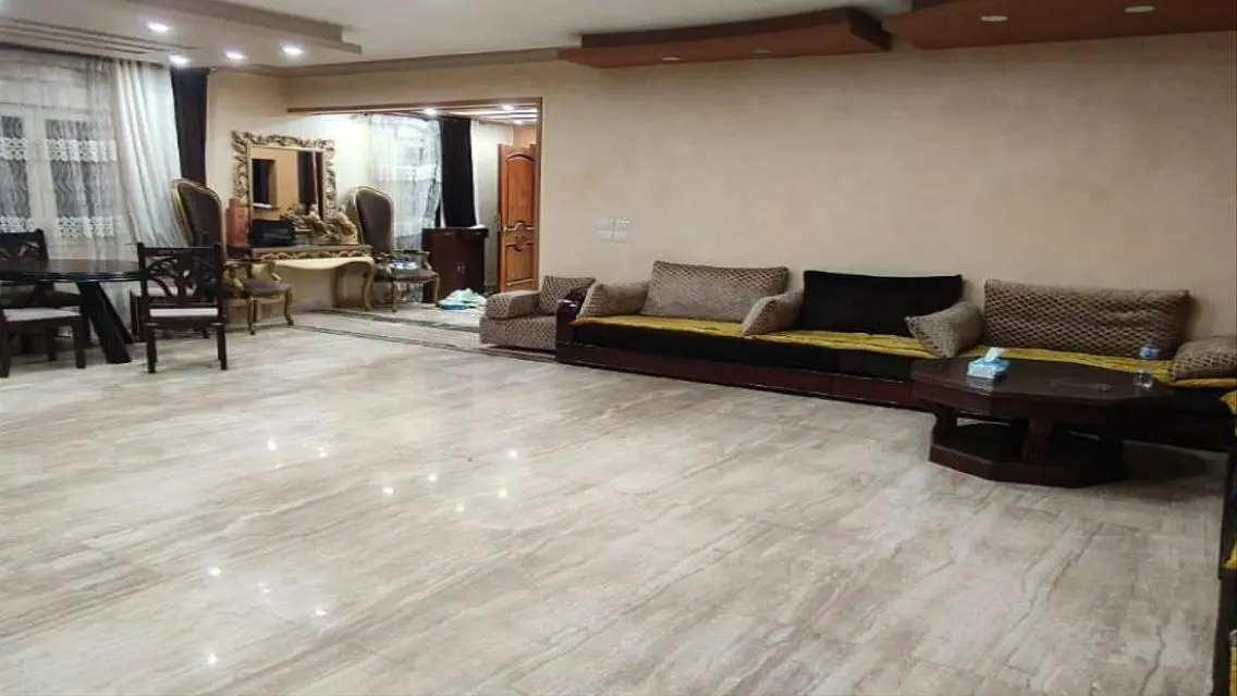 Luxury Apartment of 530sqm in a Prime Location