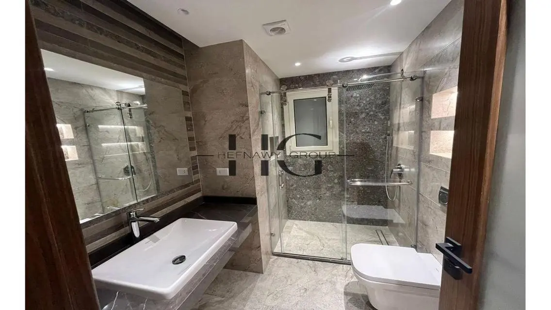 Luxury Apartment with Complete Amenities