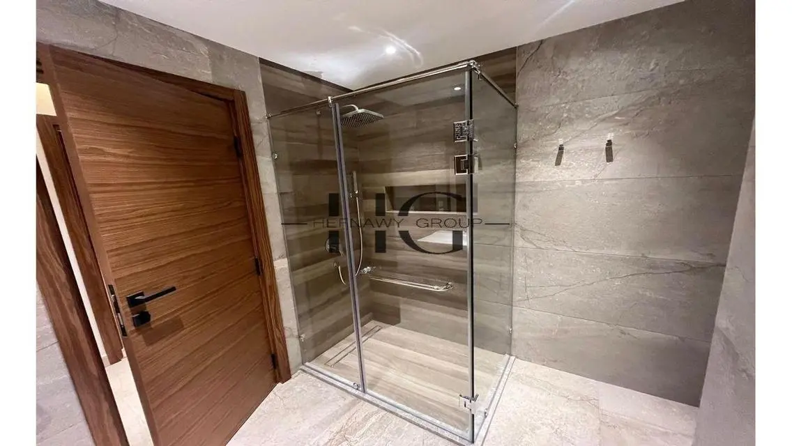 Luxury Apartment with Complete Amenities