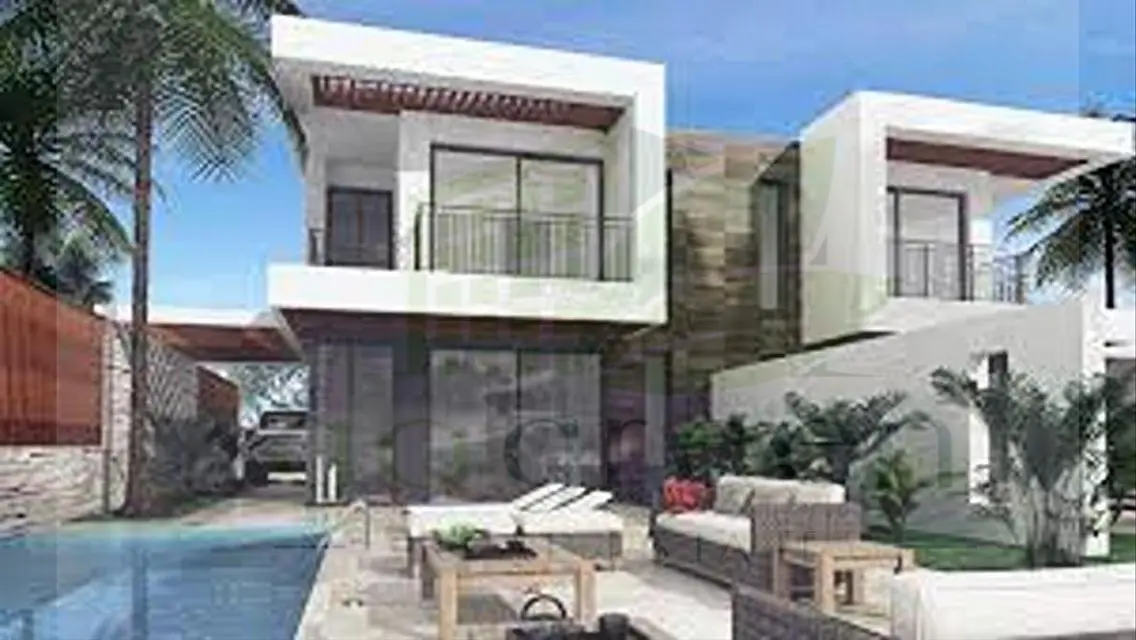 فيلا راقية للبيع بتصميم عصري وحديقة خاصة