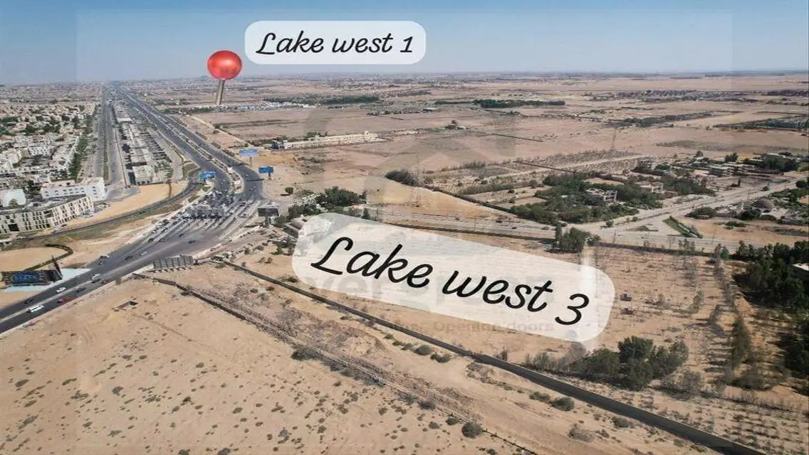 فيلا فاخرة مع حديقة ومسبح خاص للبيع