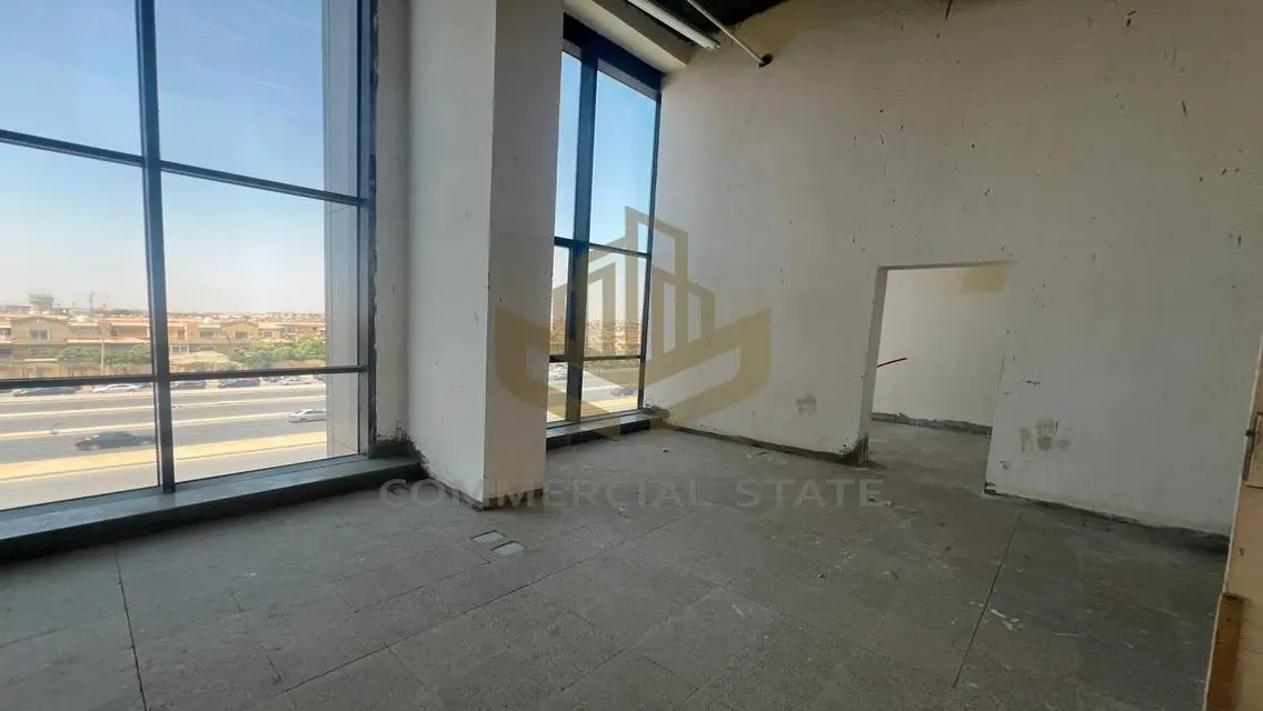 Commercial Space for Sale in State 8