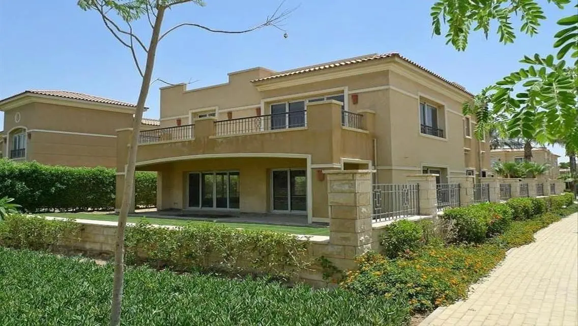 Luxurious Apartment with Spacious Layout in Prime Location