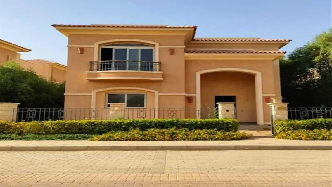 Luxurious Apartment with Spacious Layout in Prime Location
