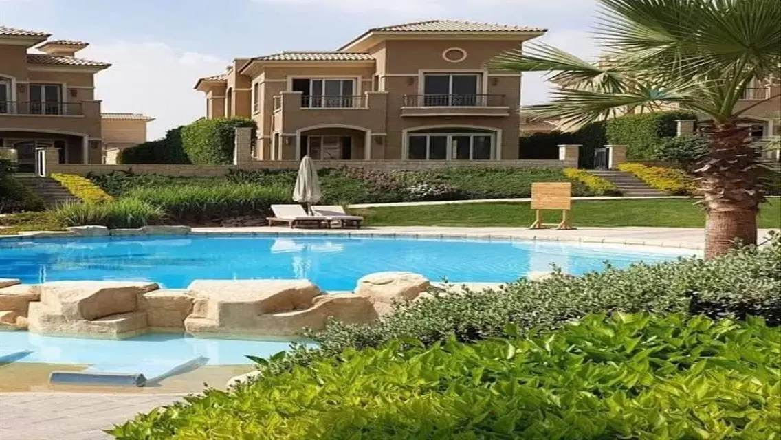 Luxurious Apartment with Spacious Layout in Prime Location