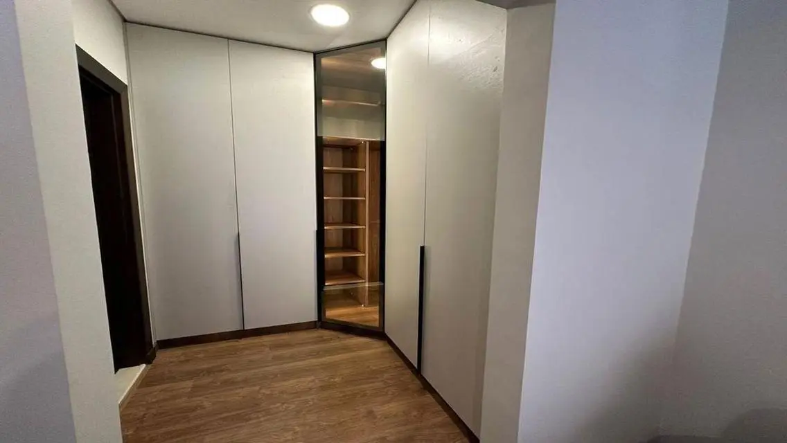 Luxury Apartment for Sale in 90 Avenue Compound