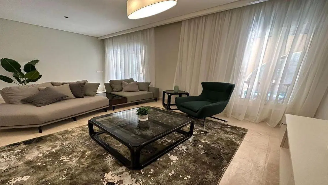 Luxury Apartment for Sale in 90 Avenue Compound
