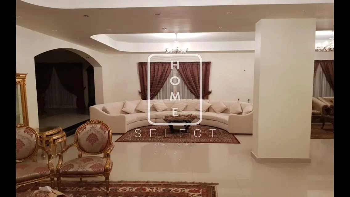 Luxury Villa for Sale - 750 sqm in the Heart of the City