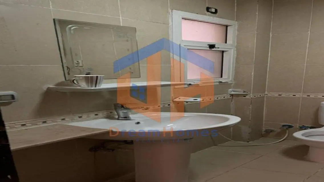 Luxury Villa for Sale in Madinaty 135-B1