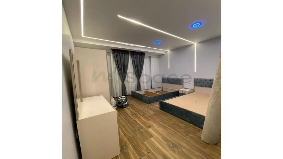 شقة فاخرة بمساحة 255 متر مربع