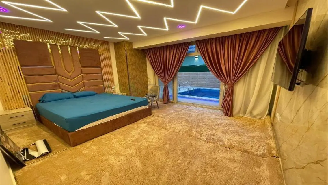 شقة فاخرة بمساحة 255 متر مربع