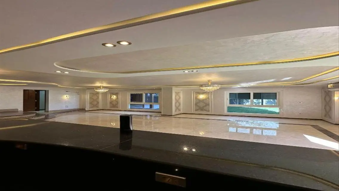 Luxury Apartment for Sale with Ample Space in City Center