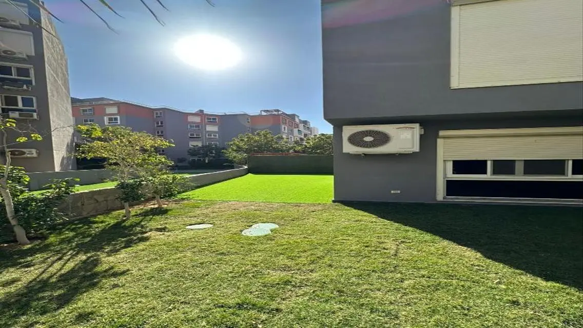 Luxury Apartment for Sale with Ample Space in City Center