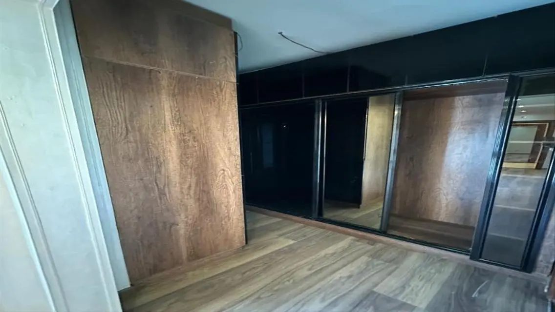 Luxury Apartment for Sale with Ample Space in City Center