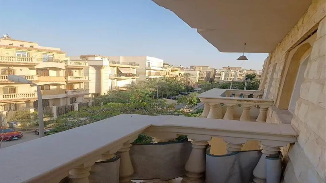 فيلا فاخرة للبيع في القاهرة الجديدة