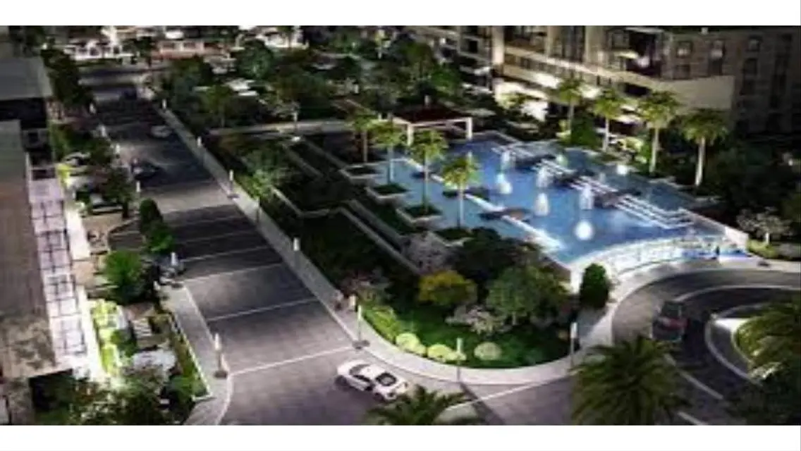 Luxury 2-Bedroom Apartment at The Waterway