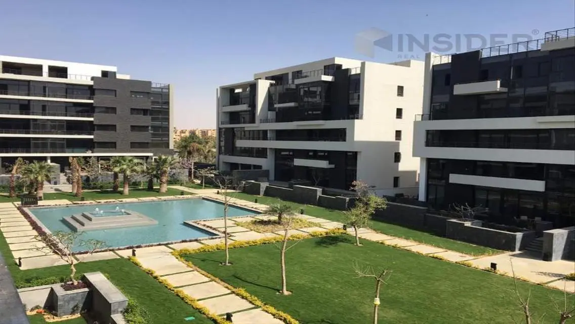 Luxury 2-Bedroom Apartment at The Waterway