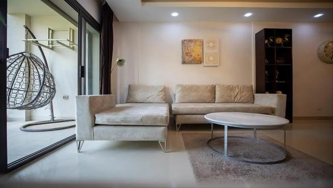 Luxury Apartment for Sale in Village West - 3 Bedrooms