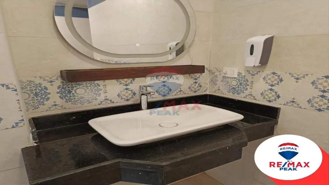 Stunning Apartment with Ample Space at an Attractive Price