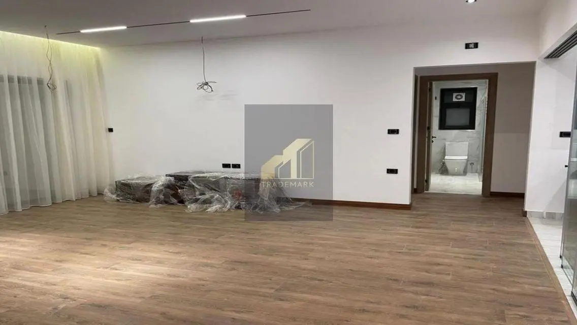 Luxury Apartment for Rent - 144 Square Meters in the Heart of the City