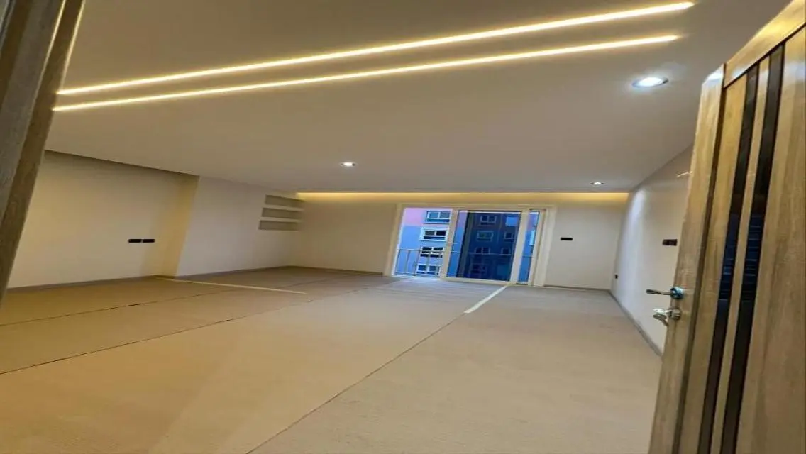 Limited Time Offer: Stunning Villa for Sale