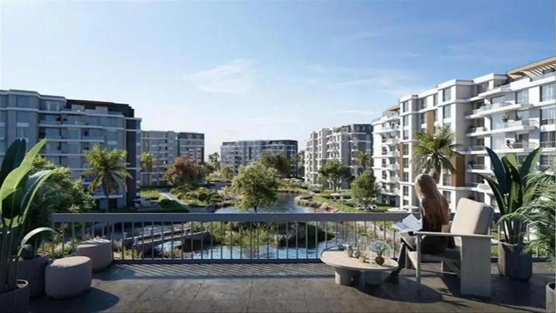 Luxury Apartment with Balcony and Excellent Amenities
