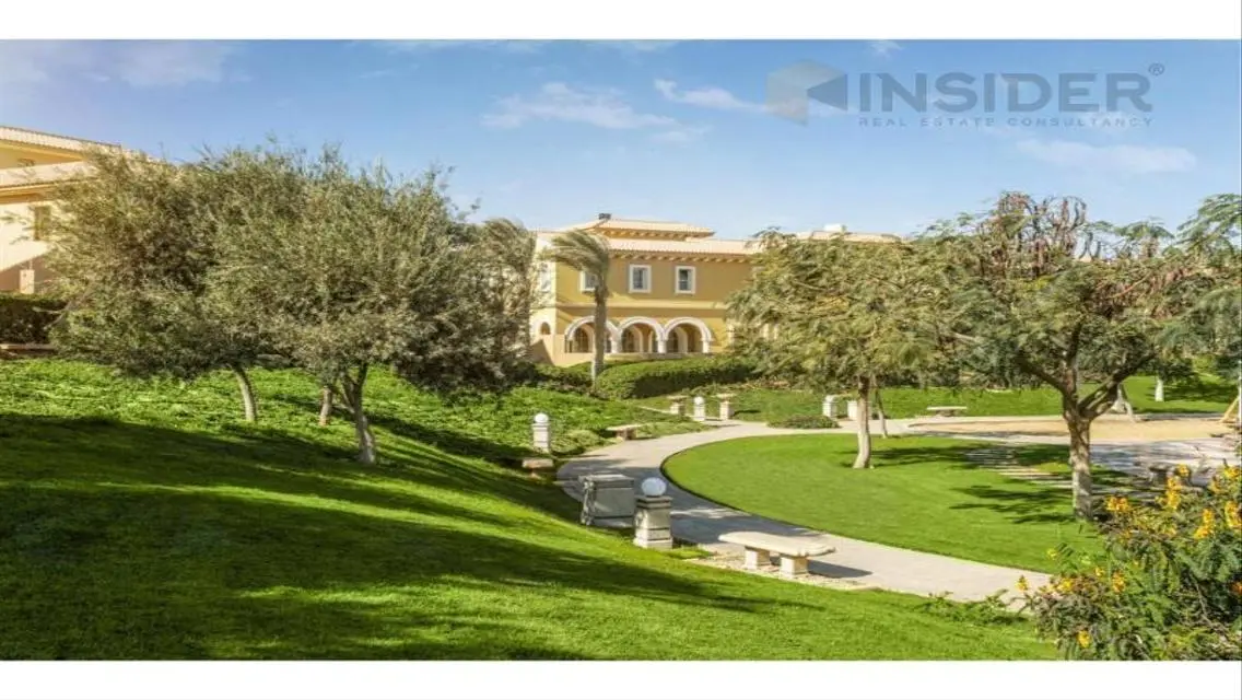 Luxury Villa for Sale in Hyde Park New Cairo
