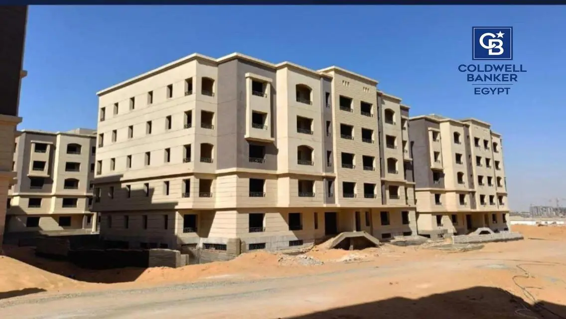 Luxury Apartment with Lake View in Zed East