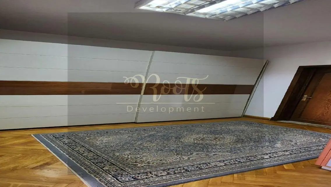 شقة فاخرة بمساحة 2000 متر