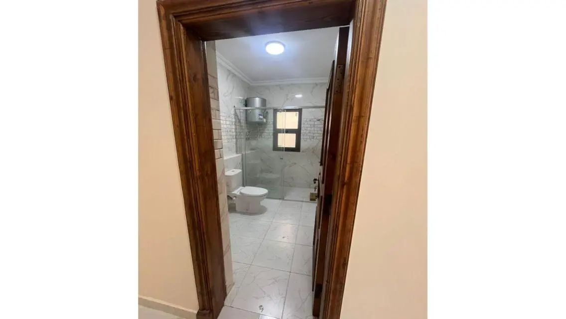 Luxury Apartment with Comprehensive Amenities for Rent