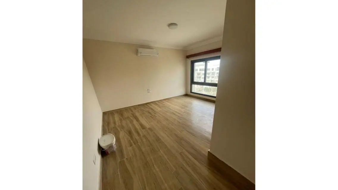 Luxury Apartment with Comprehensive Amenities for Rent