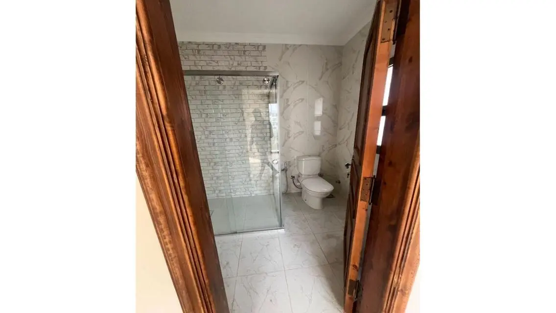 Luxury Apartment with Comprehensive Amenities for Rent