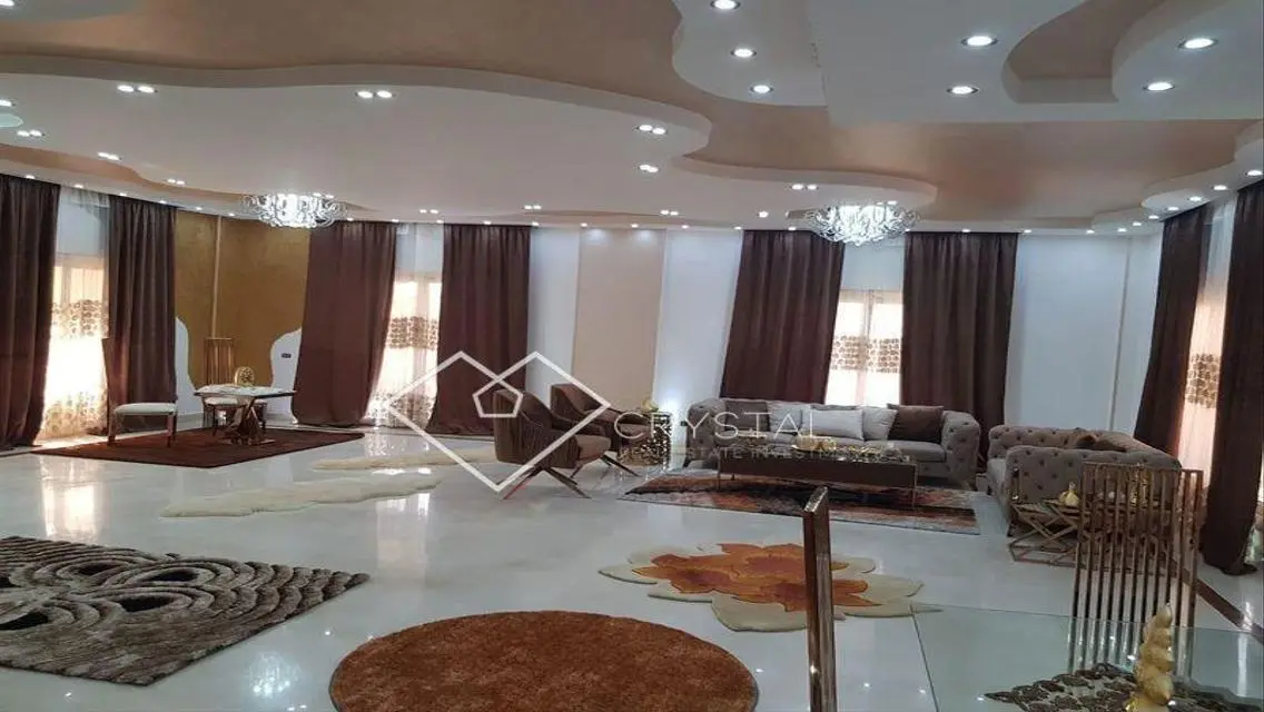 Luxury Villa for Sale in Les Rois, New Cairo