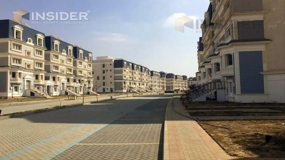 Luxury Apartment for Sale with Security and Balcony