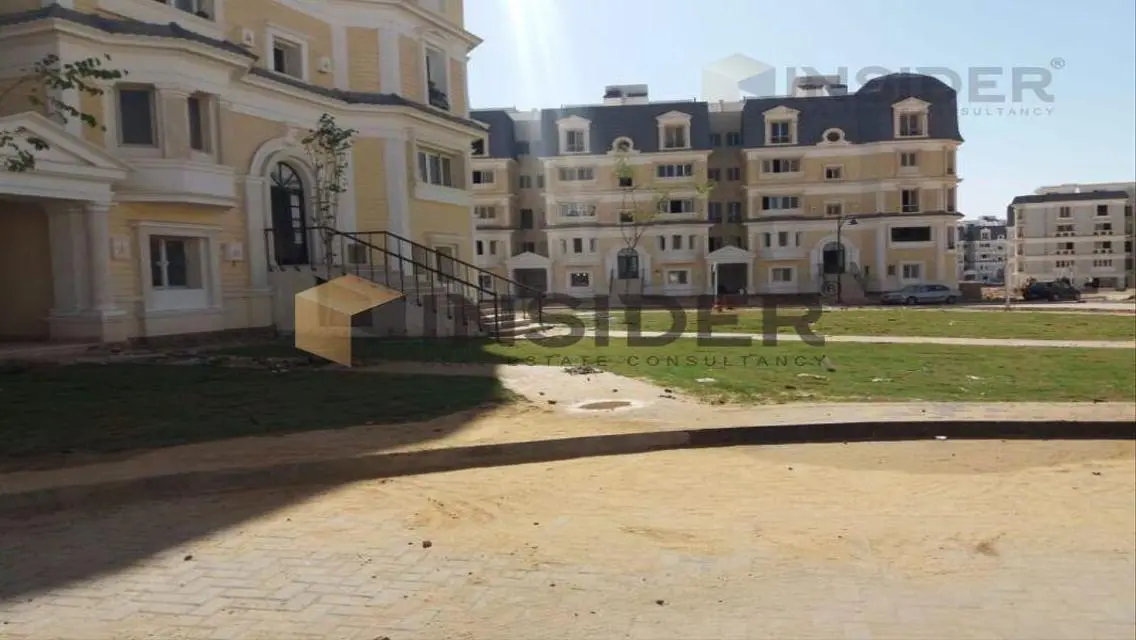 Luxury Apartment for Sale with Security and Balcony