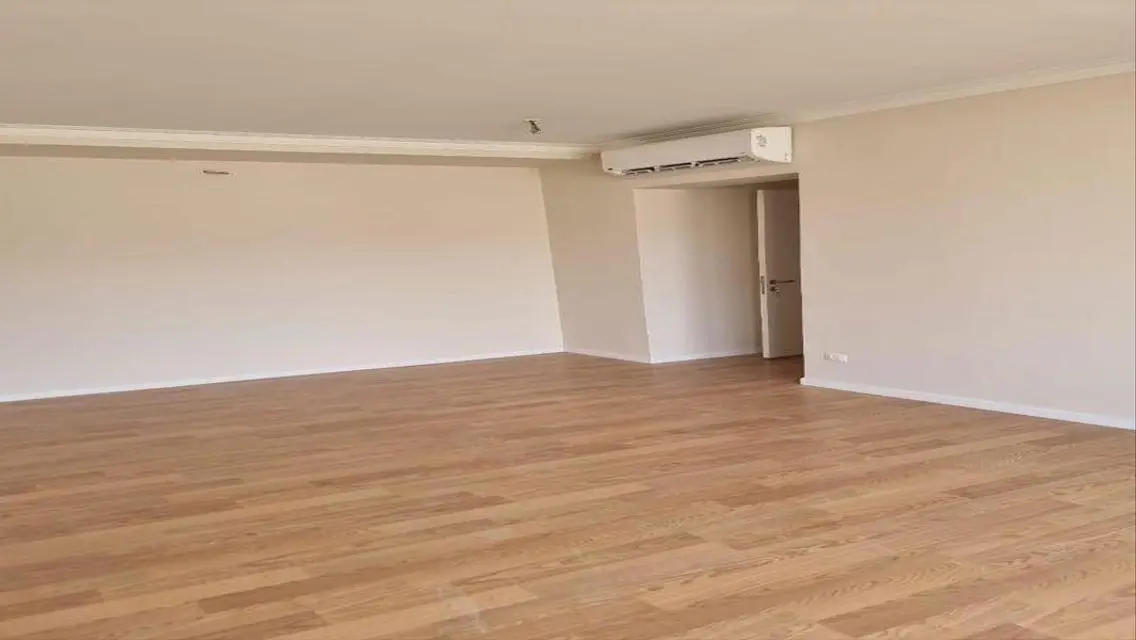 Luxury Apartment with 220 sqm in Heart of the City