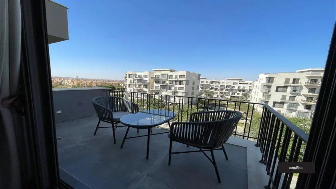 Luxury Apartment with Pool and Stunning View