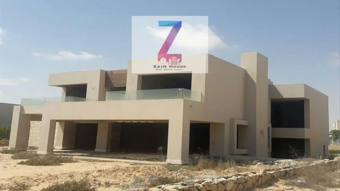 Luxury Apartment with 600 sqm and Balcony