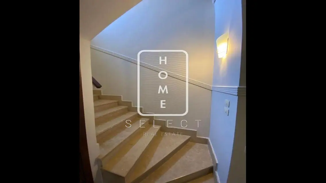 Luxurious Property with Private Garden and Maid's Room