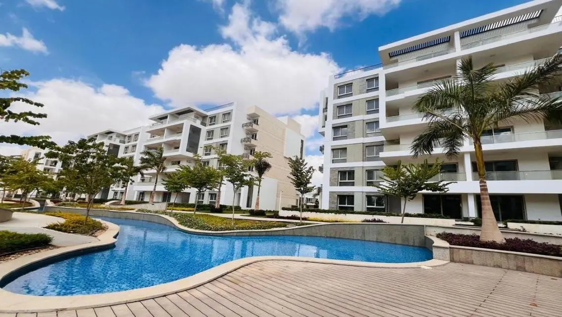 Luxury Apartment for Sale with Stunning Lake Views
