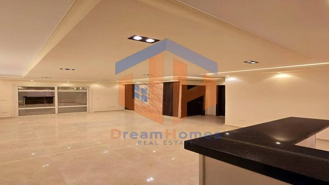 Luxury Villa for Rent with Modern Design in the Heart of the City