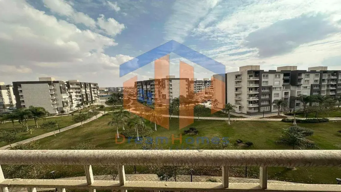 Luxury Apartment with Spacious Layout in Madinaty