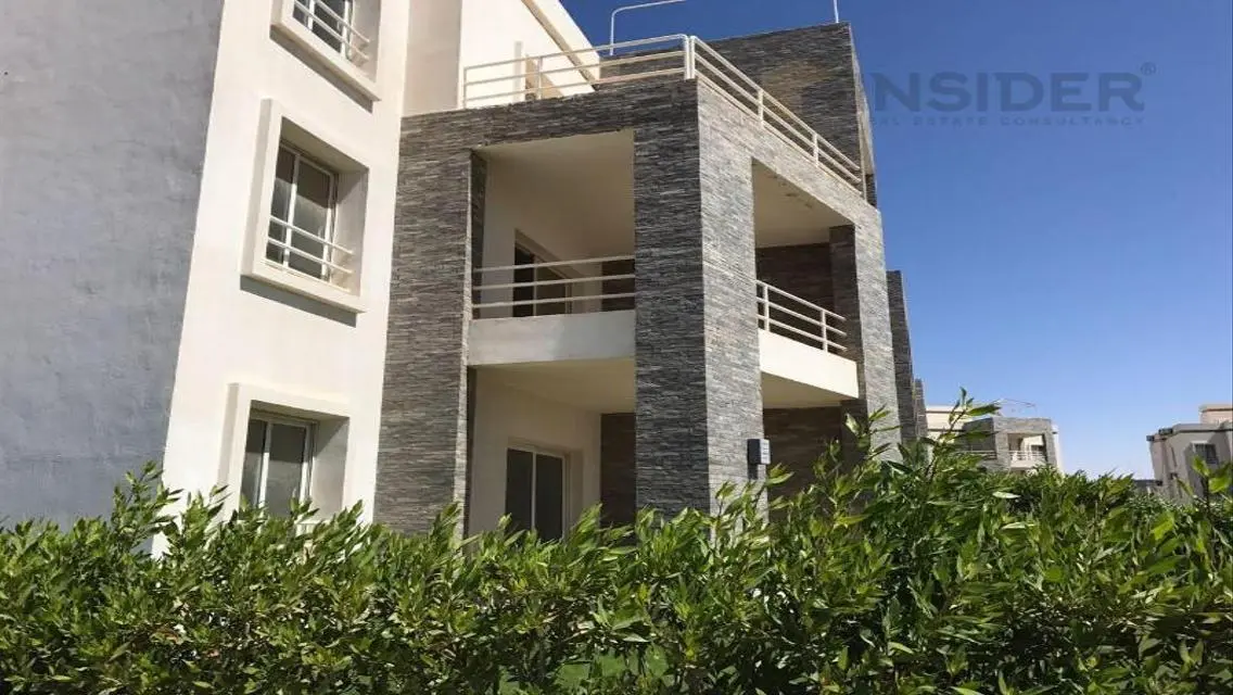Luxury Apartment in Amwaj with Stunning Views