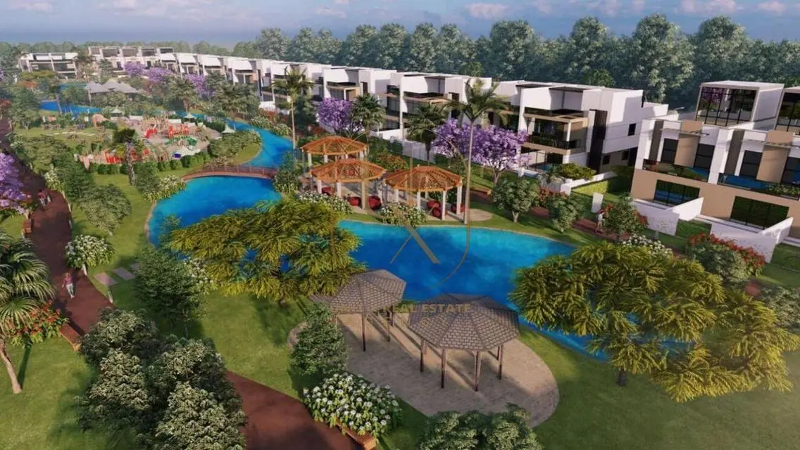 Luxurious Villa with 10 Bedrooms, Private Pool and Garden