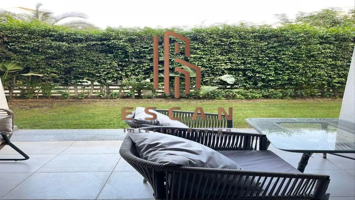 Luxury Apartment with Private Garden