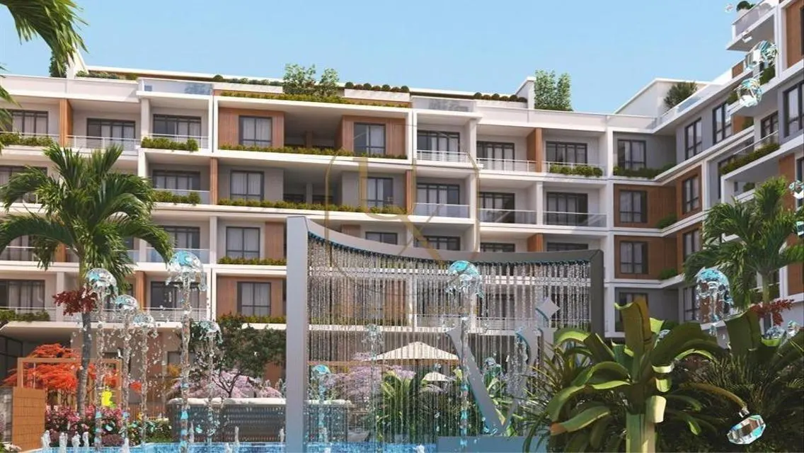 Luxury Villa with Private Pool and Garden Near Lakes